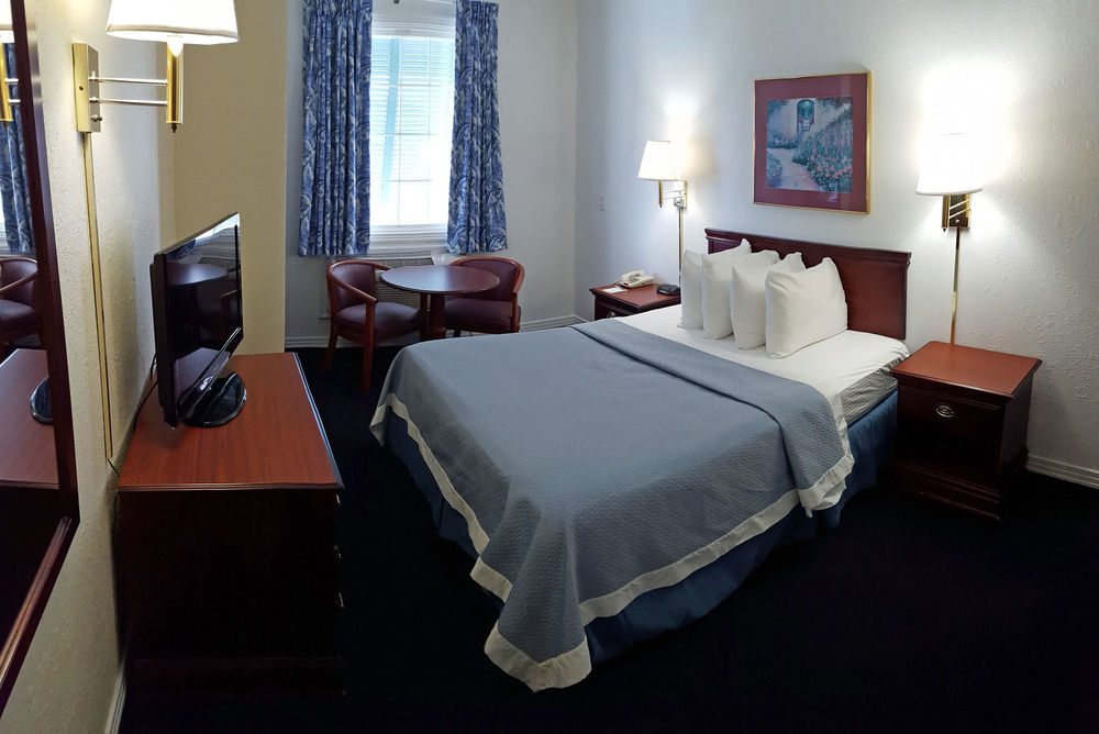 Days Inn By Wyndham Kill Devil Hills Oceanfront - Wilbur Kültér fotó